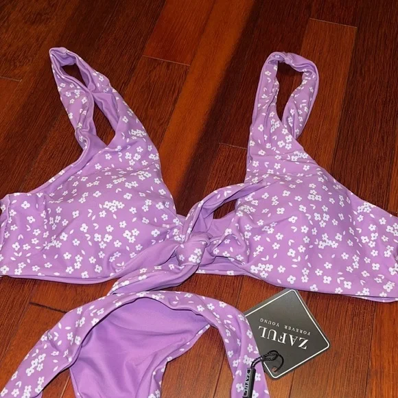 LAVENDER With White Flowers Bikini - Picture 5 of 7